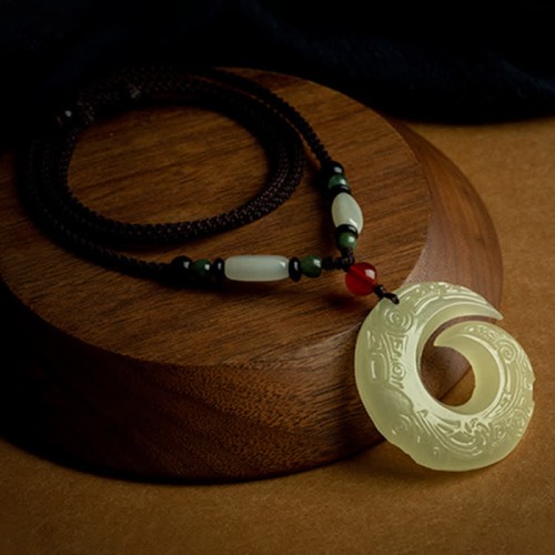 Peace Buckle Red Sandalwood Agate Necklace Peace Buckle Red Sandalwood Agate Necklace