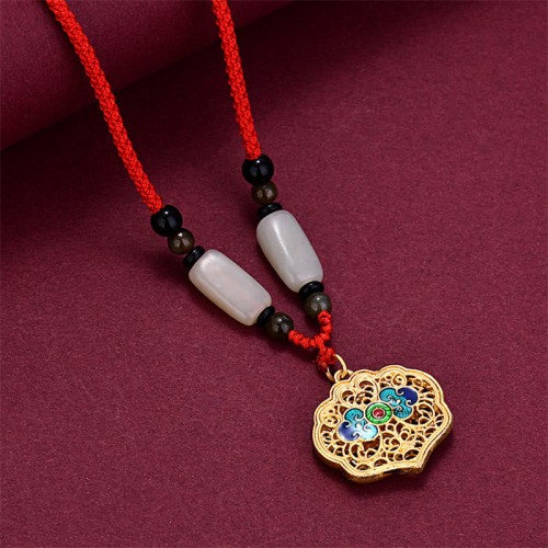 Vintage Auspicious Clouds Agate Wealth Necklace Pendant Vintage Auspicious Clouds Agate Wealth Necklace Pendant