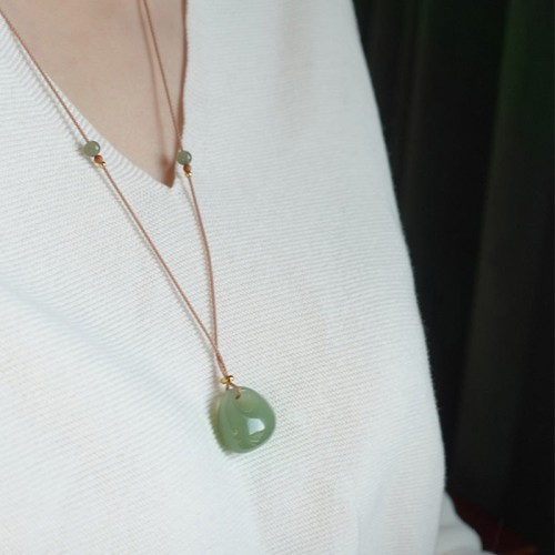 Natural Jade Luck Prosperity Necklace Pendant Natural Jade Luck Prosperity Necklace Pendant