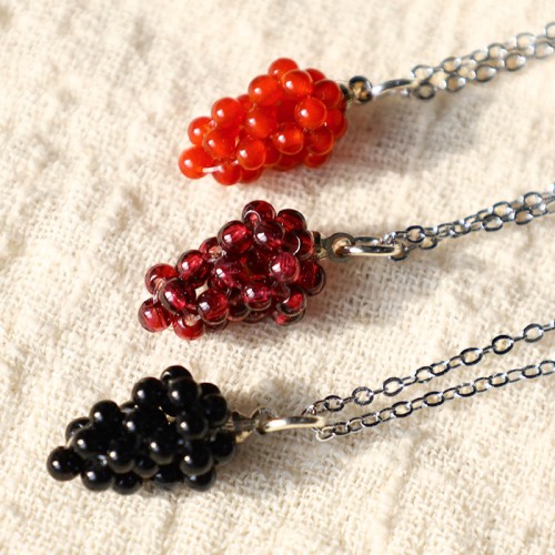 Garnet Red Agate Black Onyx Protection Necklace Pendant