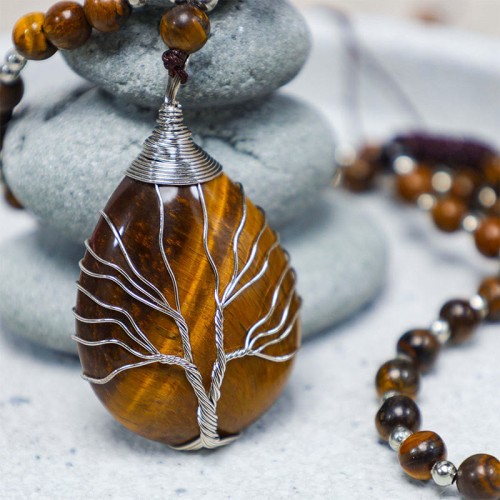 Natural Tiger Eye Strength Beaded Pendant Necklace Natural Tiger Eye Strength Beaded Pendant Necklace