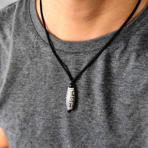Nine-Eye Dzi Bead Auspicious Clouds Necklace Pendant Nine-Eye Dzi Bead Auspicious Clouds Necklace Pendant