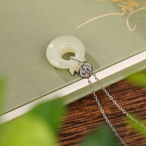925 Silver Plated Gold Year of the Dragon Jade Necklace 925 Silver Plated Gold Year of the Dragon Jade Necklace