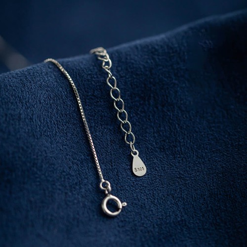 925 Silver Tibetan Om Mani Padme Hum Necklace Pendant 925 Silver Tibetan Om Mani Padme Hum Necklace Pendant