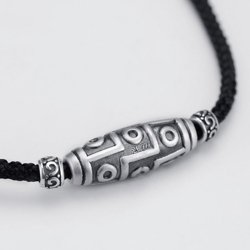 999 Silver Nine-Eye Dzi Bead Protection Necklace 999 Silver Nine-Eye Dzi Bead Protection Necklace