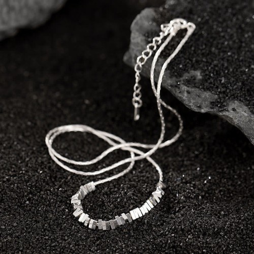 Triangular Pattern Balance Necklace Triangular Pattern Balance Necklace