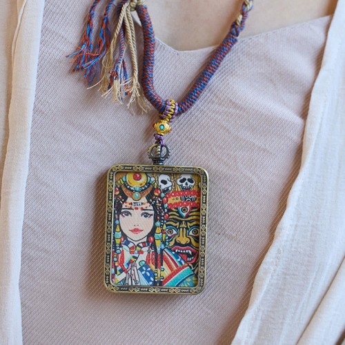 Tibetan Zakiram Goddess Wealth Prayer Box Necklace Tibetan Zakiram Goddess Wealth Prayer Box Necklace