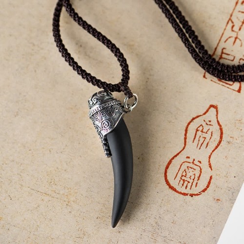 925 Silver Black Obsidian Wolf Tooth Strength Necklace 925 Silver Black Obsidian Wolf Tooth Strength Necklace