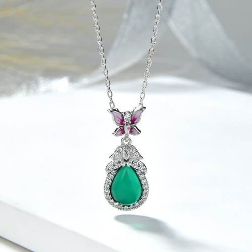 925 Silver Green Chalcedony Butterfly Courage Necklace 925 Silver Green Chalcedony Butterfly Courage Necklace