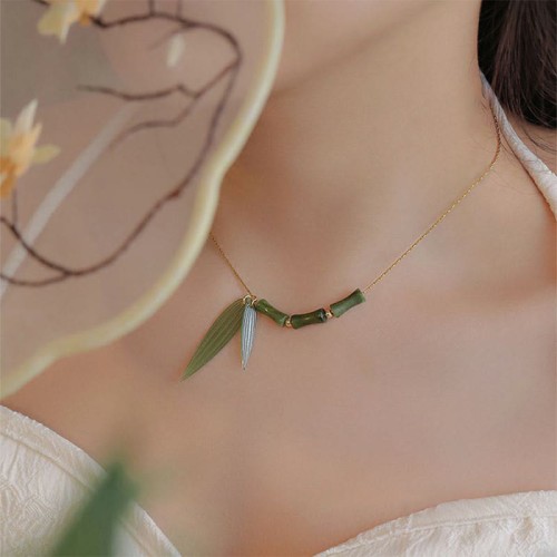 Bamboo Leaf Jade Wealth Pendant Necklace Bamboo Leaf Jade Wealth Pendant Necklace