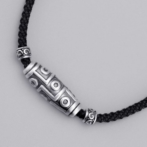999 Silver Nine-Eye Dzi Bead Protection Necklace 999 Silver Nine-Eye Dzi Bead Protection Necklace