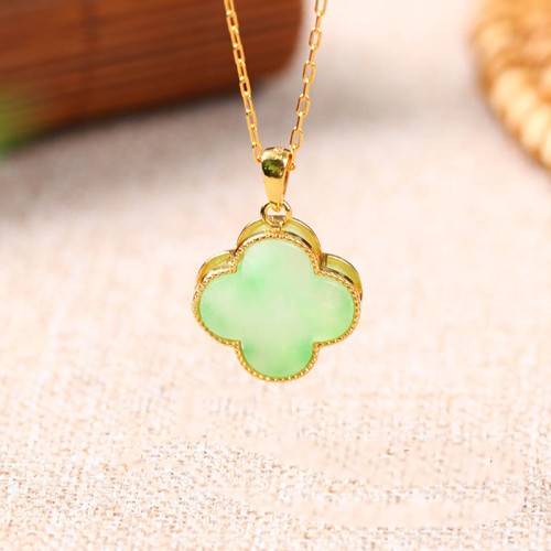 Four Leaf Clover Jade Luck Necklace Four Leaf Clover Jade Luck Necklace