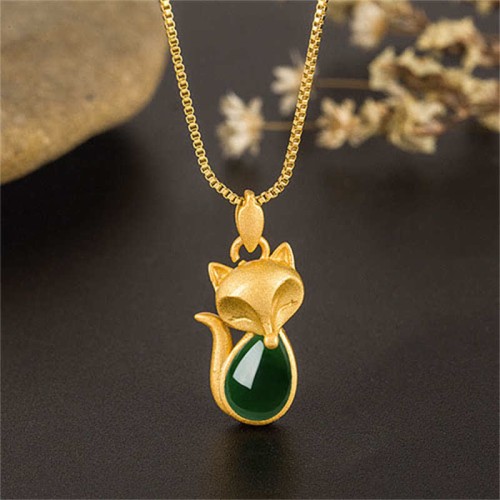 Green Chalcedony Fox Courage Necklace Pendant Green Chalcedony Fox Courage Necklace Pendant