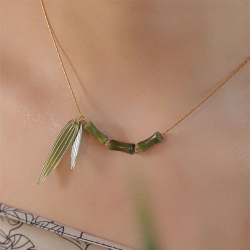 Bamboo Leaf Jade Wealth Pendant Necklace Bamboo Leaf Jade Wealth Pendant Necklace