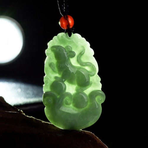 Natural Green Jade Chinese Zodiac Luck Necklace Natural Green Jade Chinese Zodiac Luck Necklace