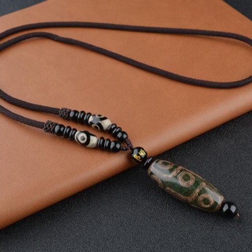 Nine-Eye Dzi Bead Wealth Necklace Nine-Eye Dzi Bead Wealth Necklace
