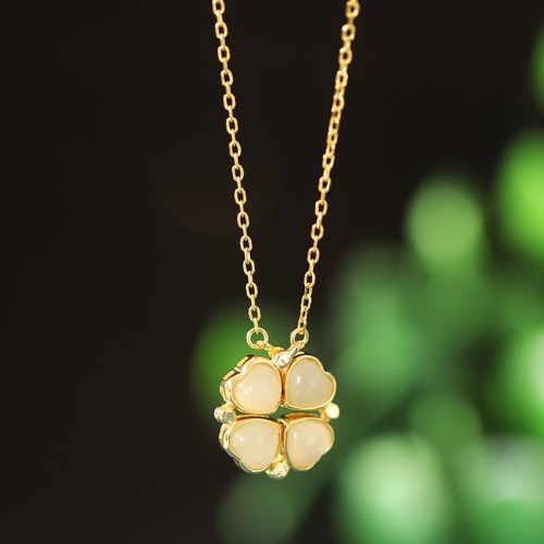 925 Silver Four Leaf Clover White Jade Necklace 925 Silver Four Leaf Clover White Jade Necklace