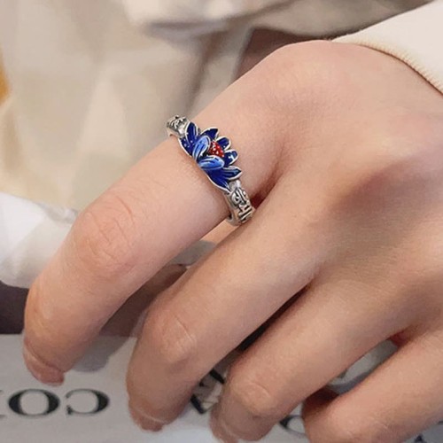 925 Sterling Silver Om Mani Padme Hum Lotus Ring 925 Sterling Silver Om Mani Padme Hum Lotus Ring