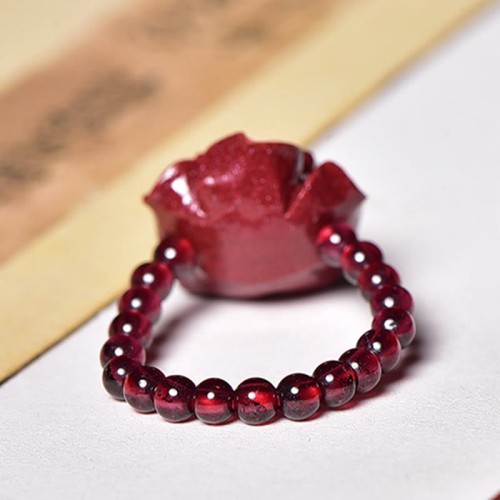 Cinnabar Rose Garnet Focus Ring