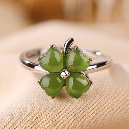 925 Silver Plated Gold Clover Hetian Jade Ring 925 Silver Plated Gold Clover Hetian Jade Ring