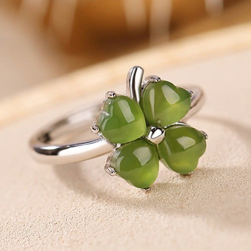 925 Silver Plated Gold Clover Hetian Jade Ring 925 Silver Plated Gold Clover Hetian Jade Ring