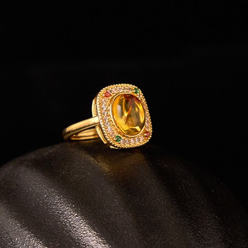 Amber Flower Diamond Confidence Ring Amber Flower Diamond Confidence Ring