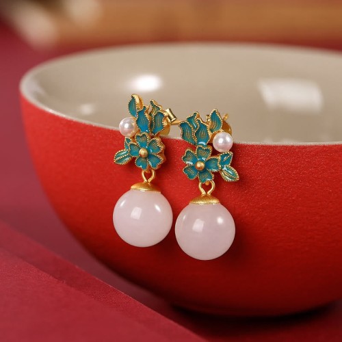 White Jade Pearl Flower Blessing Set White Jade Pearl Flower Blessing Set