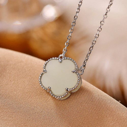 925 Silver Plated Hetian Jade Flower Luck Set 925 Silver Plated Hetian Jade Flower Luck Set