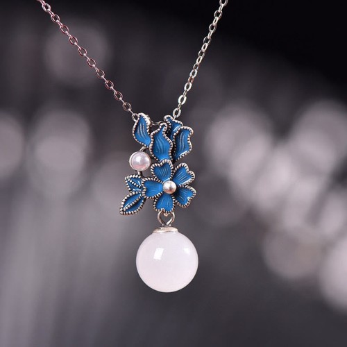 White Jade Pearl Flower Blessing Set White Jade Pearl Flower Blessing Set