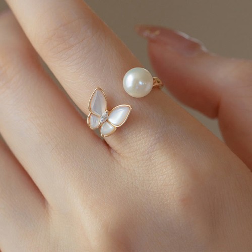 14K Gold Plated Tridacna Butterfly Blessing Ring Set 14K Gold Plated Tridacna Butterfly Blessing Ring Set