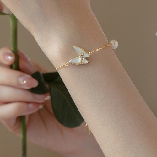14K Gold Plated Tridacna Butterfly Blessing Ring Set 14K Gold Plated Tridacna Butterfly Blessing Ring Set