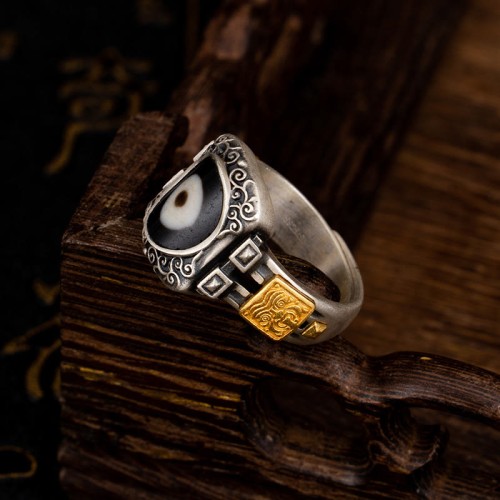 925 Silver Zakiram Goddess Dzi Bead Protection Ring 925 Silver Zakiram Goddess Dzi Bead Protection Ring