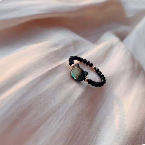 Tridacna Stone Cat 14K Gold Blessing Ring Tridacna Stone Cat 14K Gold Blessing Ring