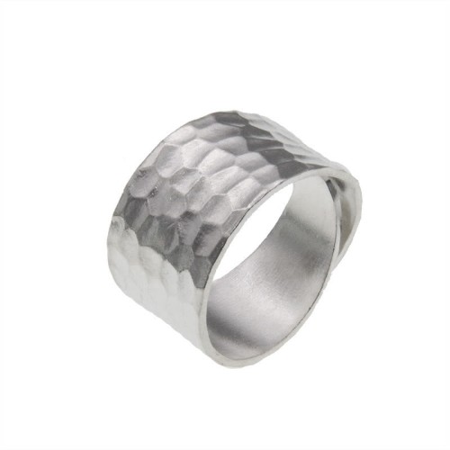 Tibetan 990 Silver Hammered Rustic Ring Tibetan 990 Silver Hammered Rustic Ring