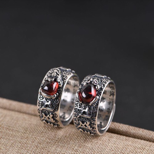 Gemstone PiXiu Frog Vajra Heart Sutra Adjustable Ring Gemstone PiXiu Frog Vajra Heart Sutra Adjustable Ring