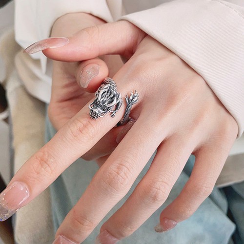 Vintage 925 Silver Year of the Dragon Luck Ring Vintage 925 Silver Year of the Dragon Luck Ring