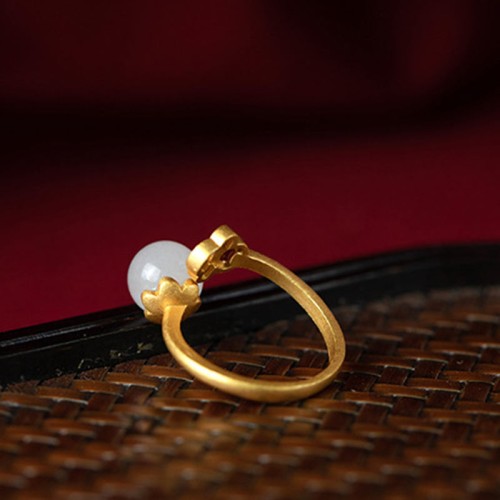 White Jade Auspicious Cloud Luck Ring White Jade Auspicious Cloud Luck Ring