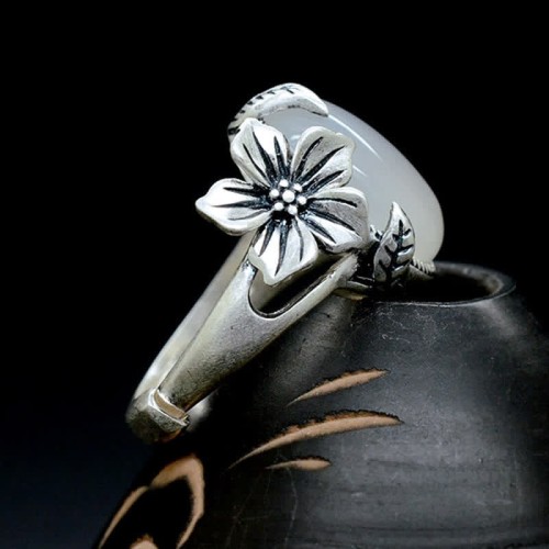 990 Sterling Silver Chalcedony Harmony Ring 990 Sterling Silver Chalcedony Harmony Ring